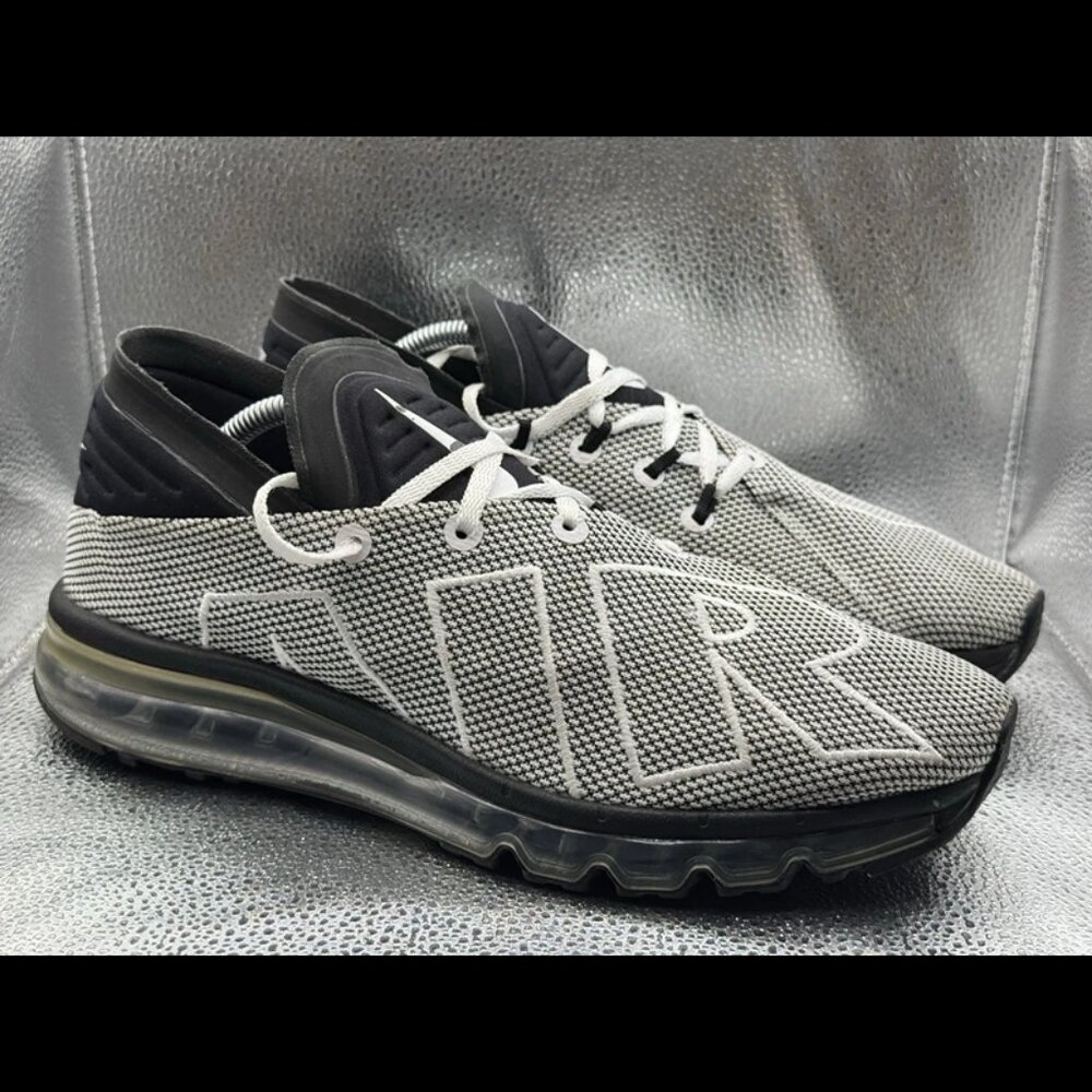 Size 11 - Nike Men's Air Max Flair White Black Running Shoe 942236-103‎
